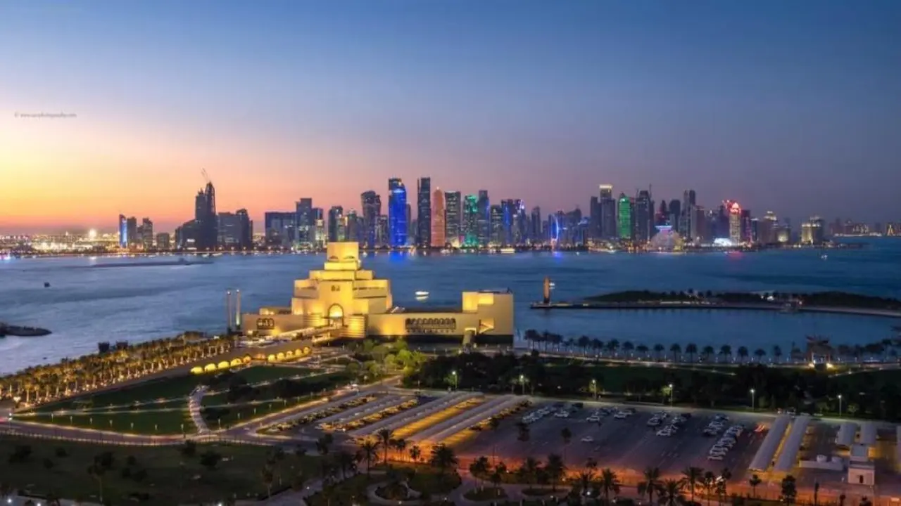 طقس الليلة: سماء صافية مع تحذيرات من رياح قوية
